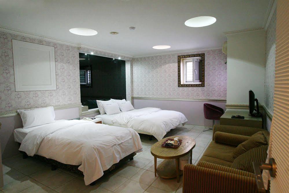 Hotel Leaders Сеул Экстерьер фото