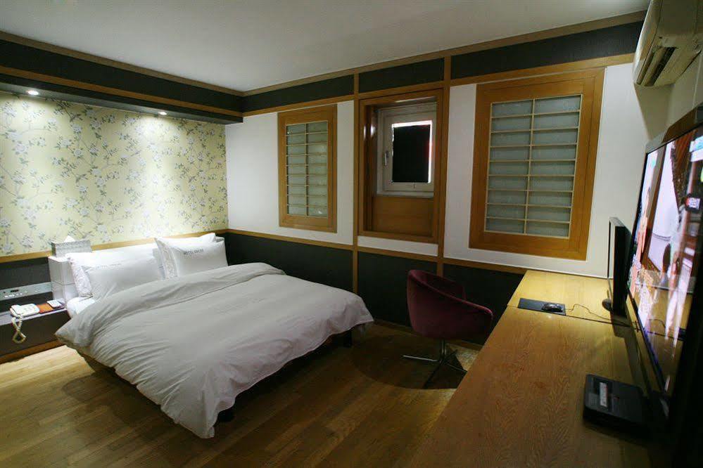 Hotel Leaders Сеул Экстерьер фото