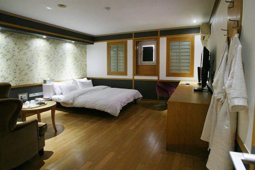 Hotel Leaders Сеул Экстерьер фото