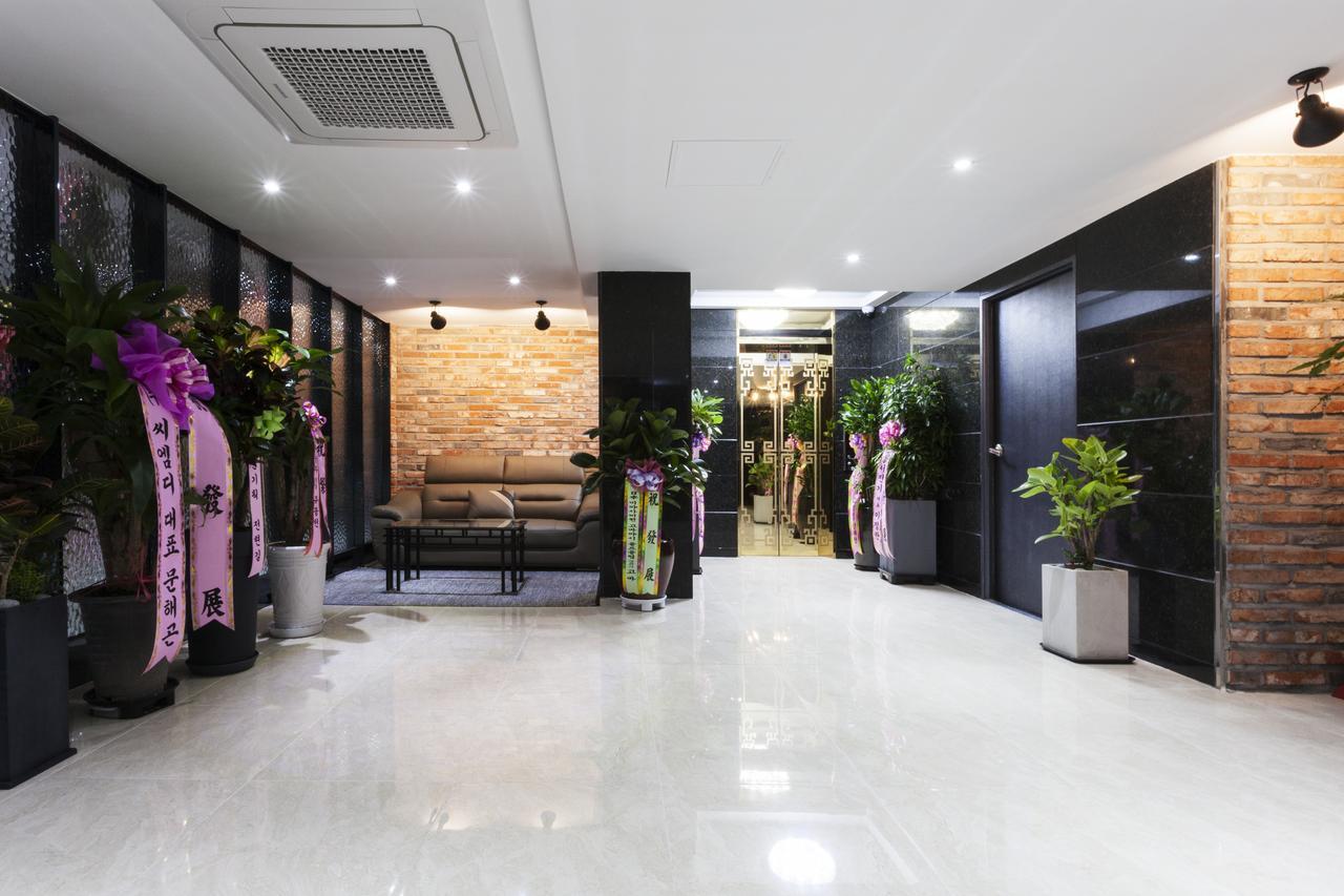 Hotel Leaders Сеул Экстерьер фото